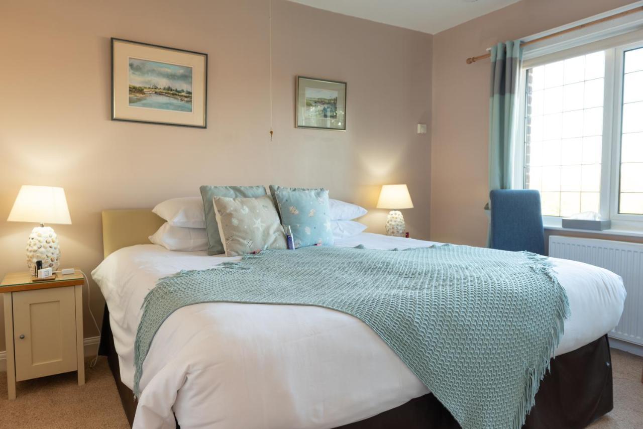 Armeria Wells-next-the-Sea Extérieur photo
